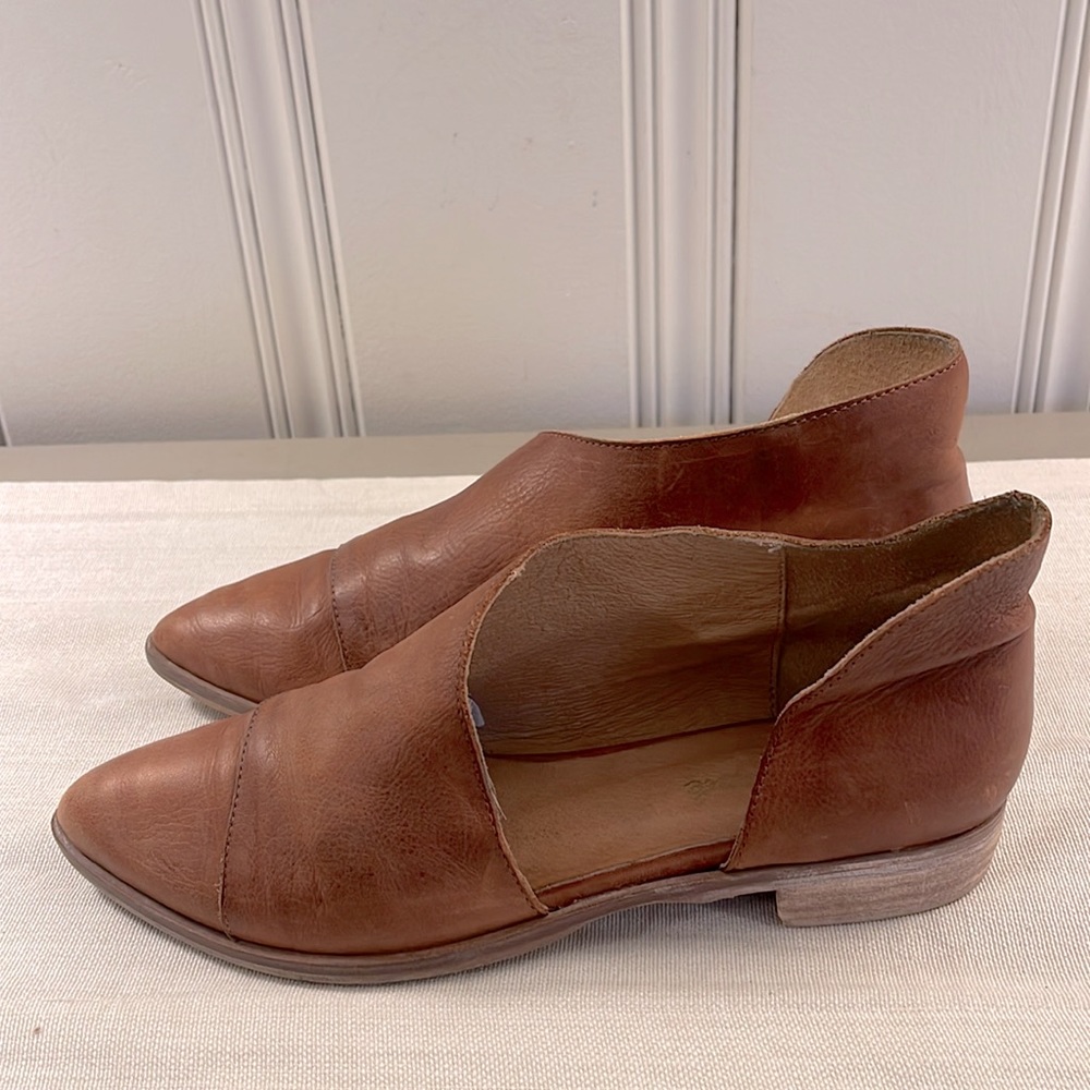 Frye Women's Brown Leather Flats